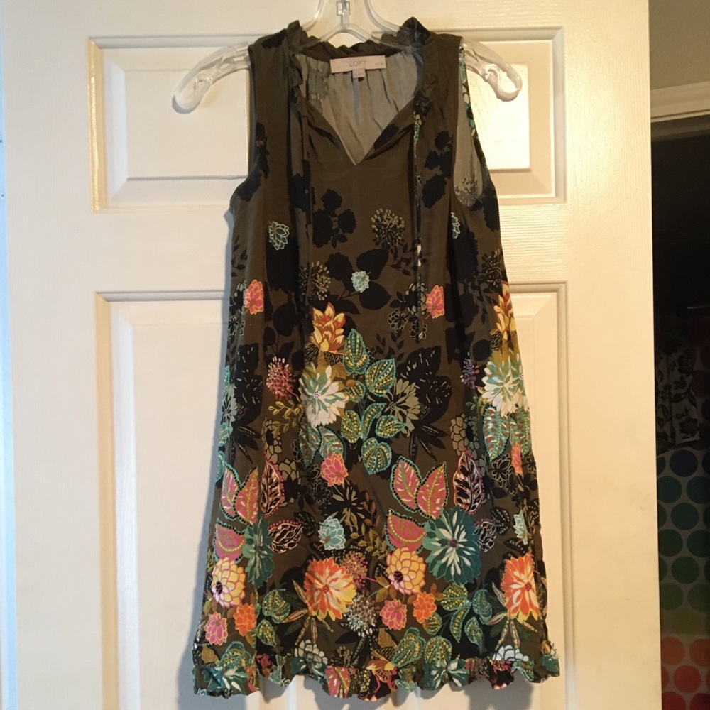 Loose, light weight, comfy dress from Loft- xsp